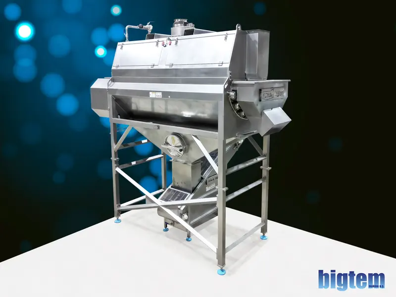 Bigtem abrasive roller peeler with scrape filter for peel water