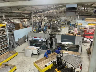 Sheet metal bending on press brakes in the Bigtem fabrication shop