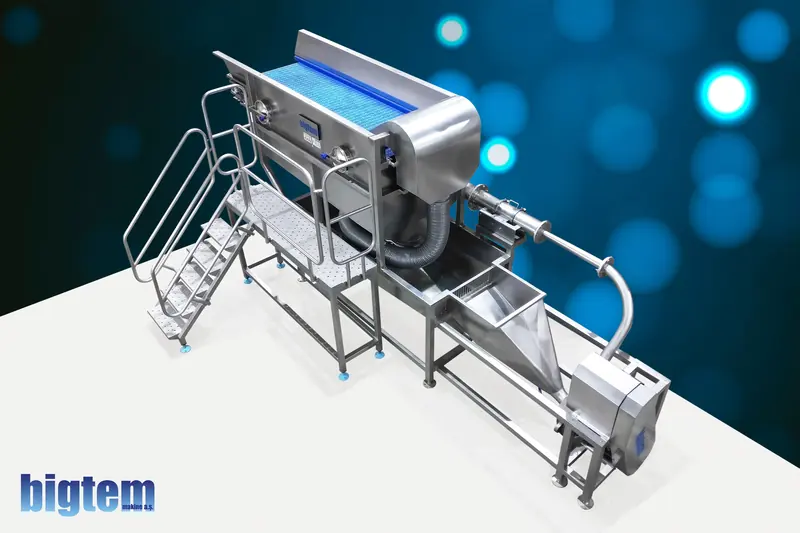 Bigtem hydrocutter discharge with dewatering shaker and platform