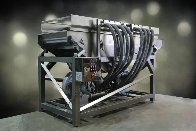 Bigtem vibrating feeder with air knife for removing surface water